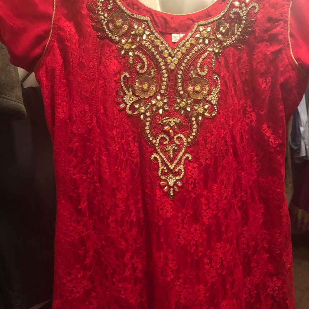 Salwar suit